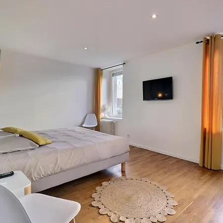 Chambre A La Ferme Torcé Exterior photo